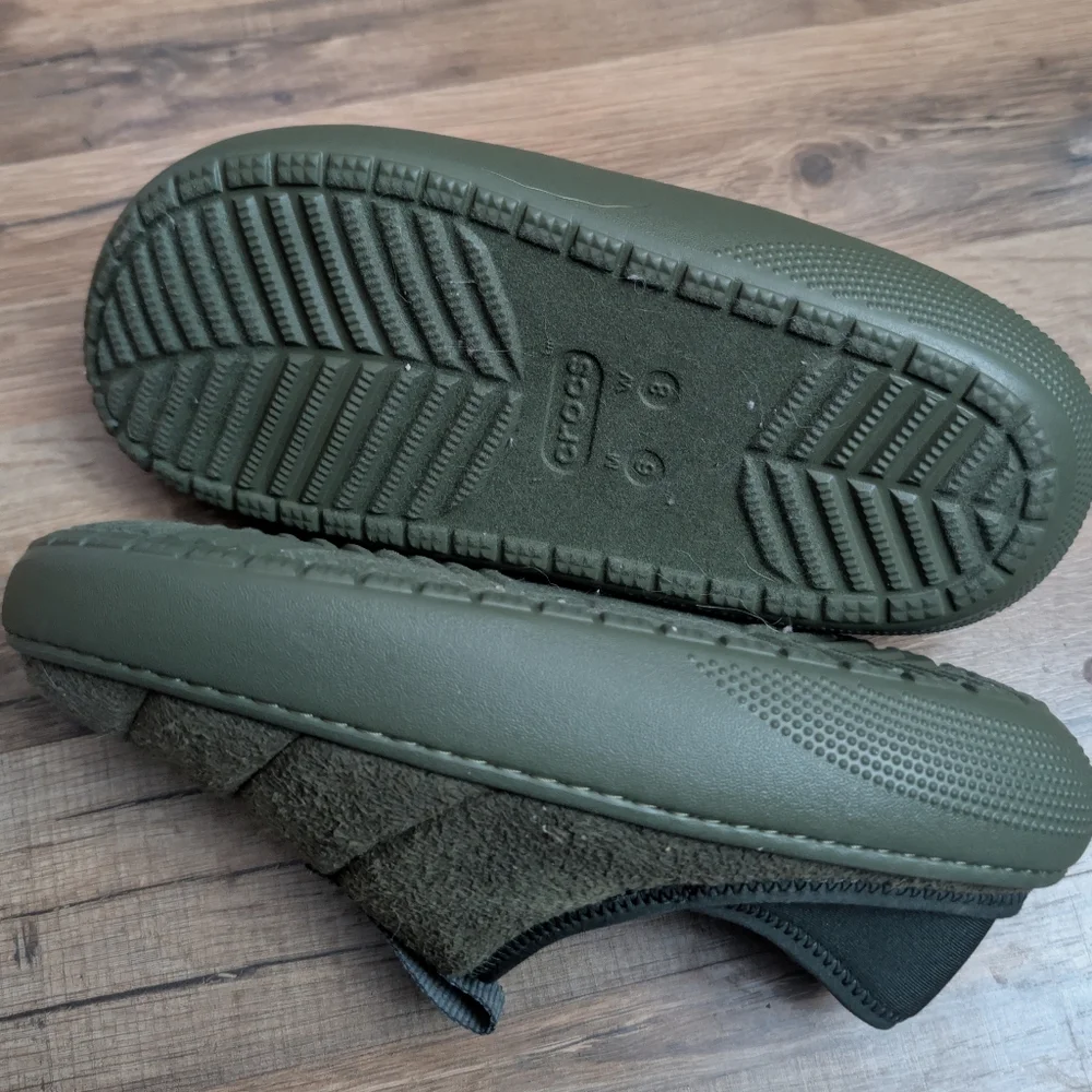 crocs vegan suede moc 8 - Picture 3 of 3